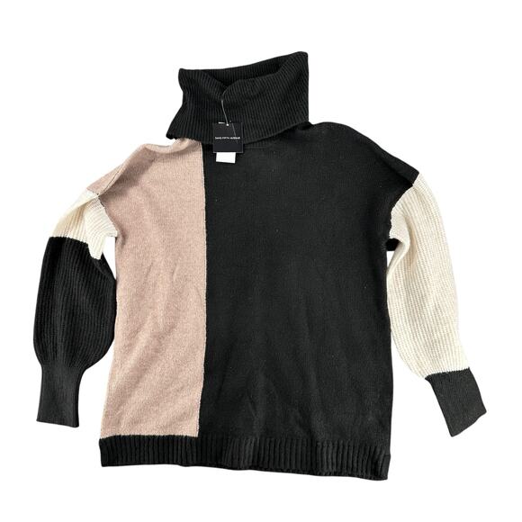 Saks Fifth Avenue Black Mocha Color Block Long Soft Sweater Turtle Neck Small - Picture 2 of 7